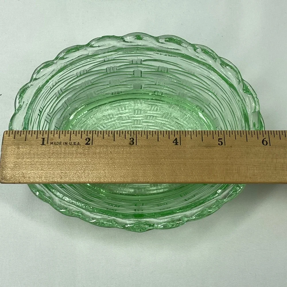 VTG LG Wright Green Glass Hen on Nest Split Tail Turned Head 6.5 Candy Dish